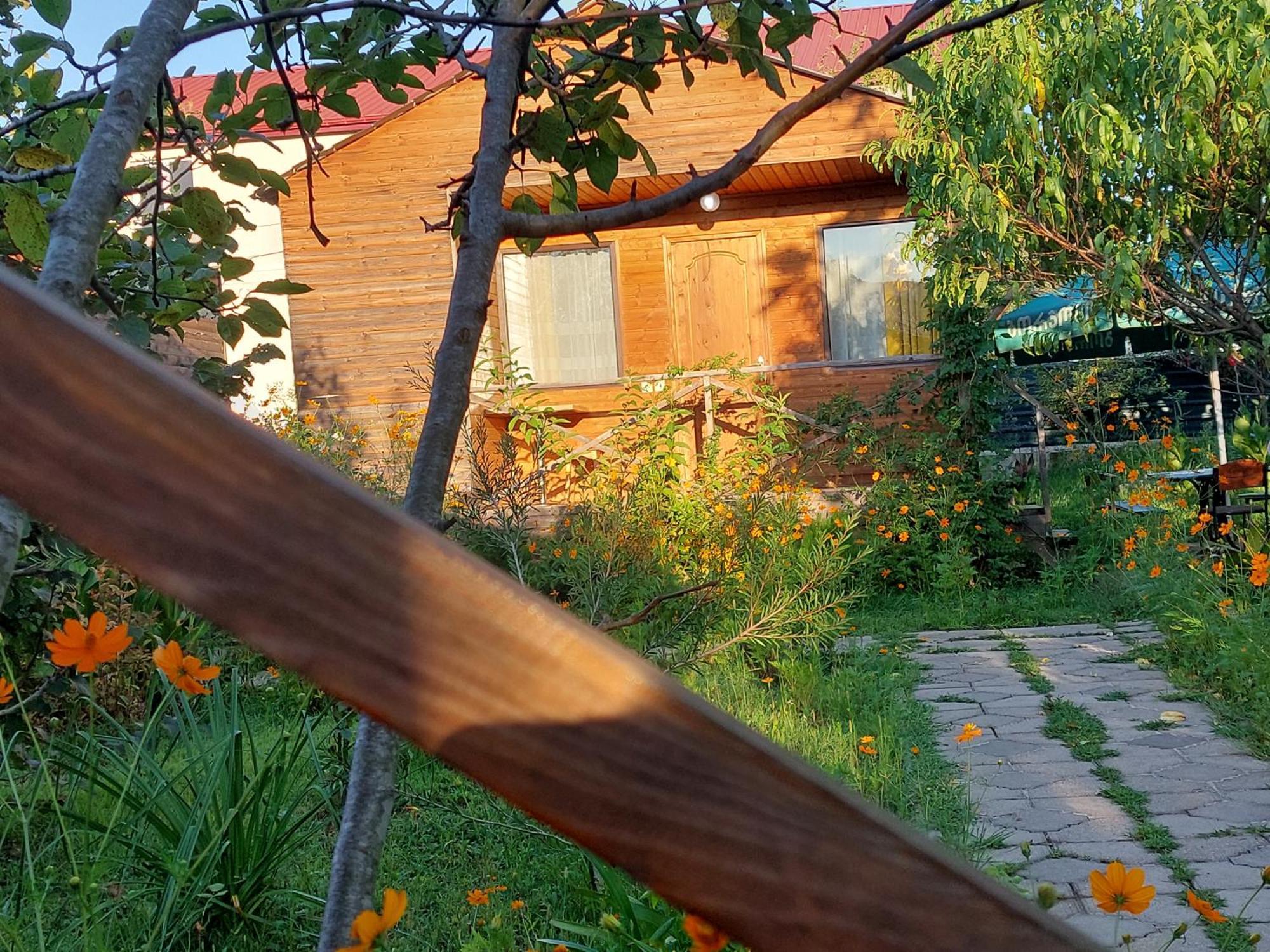 Sweet Village Tskaltubo Eksteriør bilde